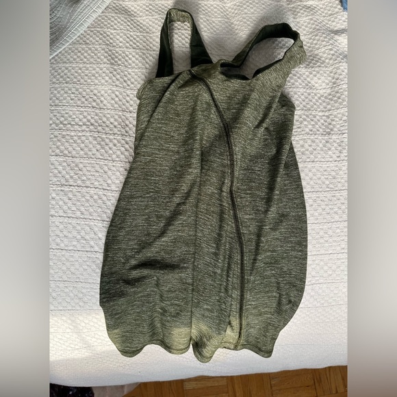 Lululemon dark green tank top - size XS - Picture 6 of 6